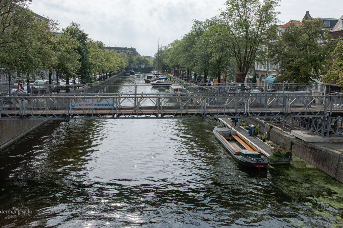 In de zomer van 2015 werd de brug van het Spui/Zieken gerestaureerd. Er werd daarom een noodbrug gelegd die de Bierkade en het Groenewegje verbond.